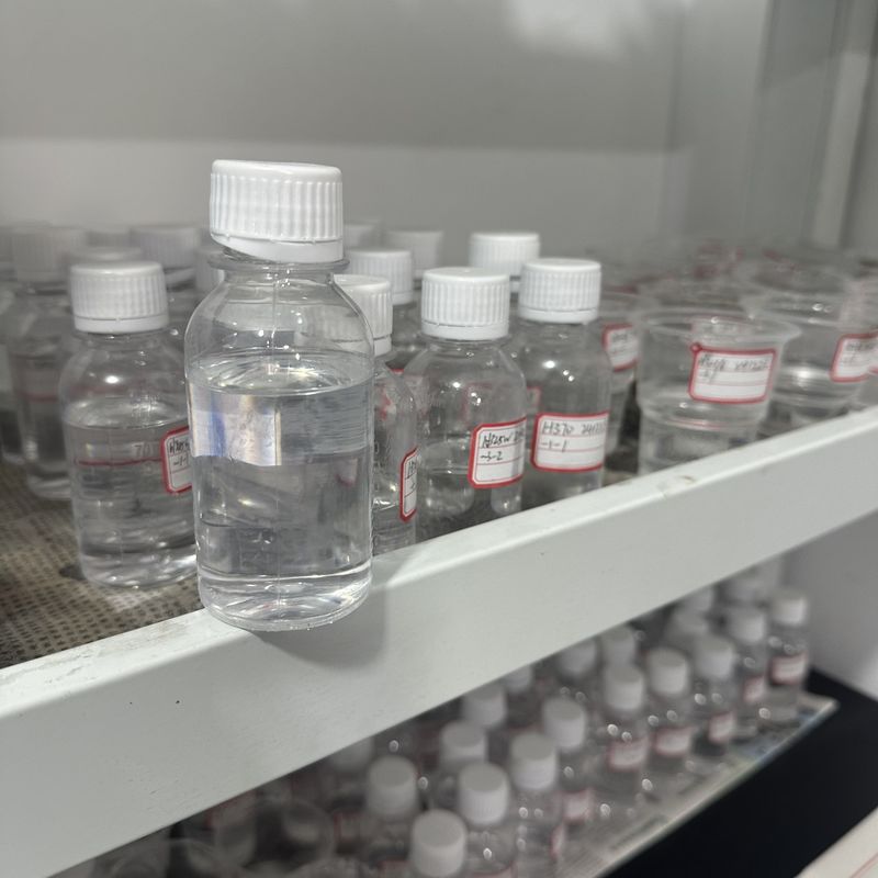 Ahşap Kaplamalarda Uygulanan, Melamin İçeriği %99 Olan, Asidik pH'a Sahip, %90 Metillenmiş Melamin Formaldehit Reçinesi